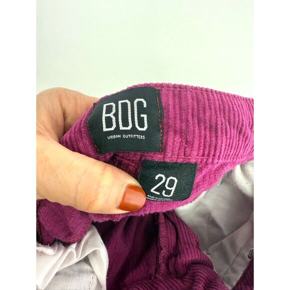 BDG fuchsia mom high rise corduroy pants, size 29 - Picture 6 of 9
